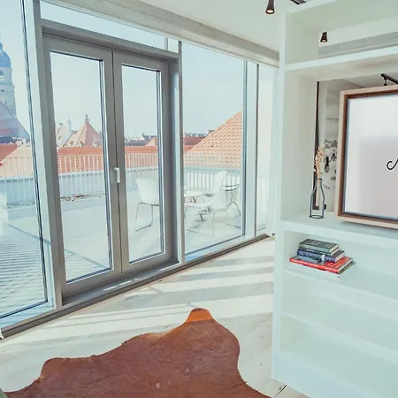 Mariandl Am Berg * 암베르그