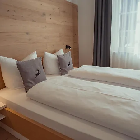 Mariandl Am Berg Otel *