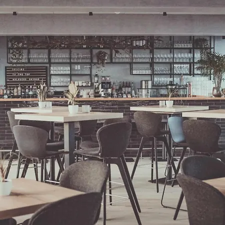 Отель Mariandl Am Berg *